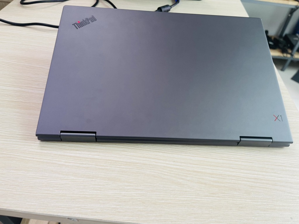 Laptop xach tay Lenovo Yoga 11